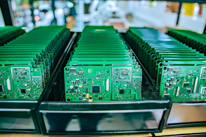 Turnkey vs Consigned PCB Assembly